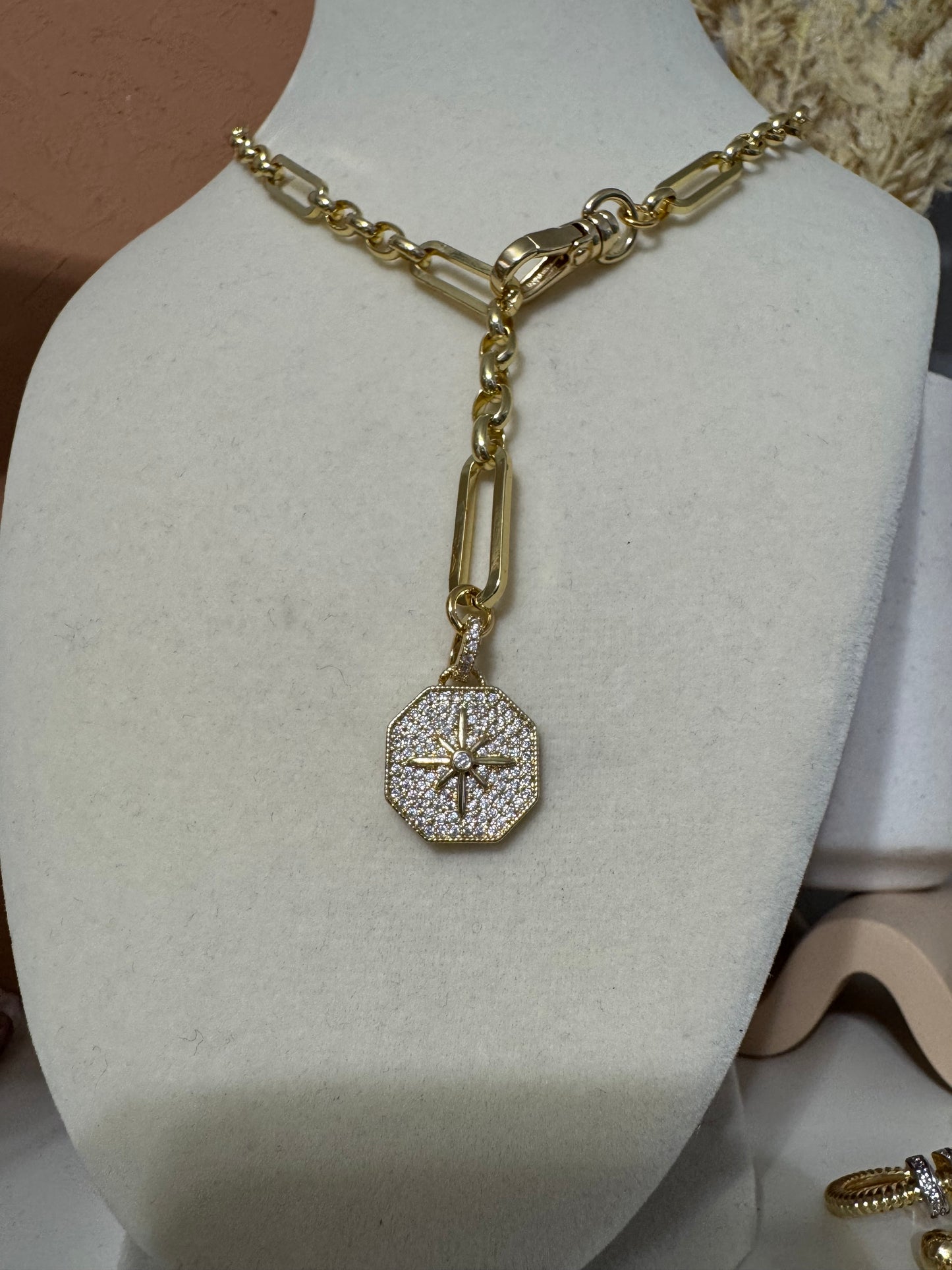 Estrella necklace
