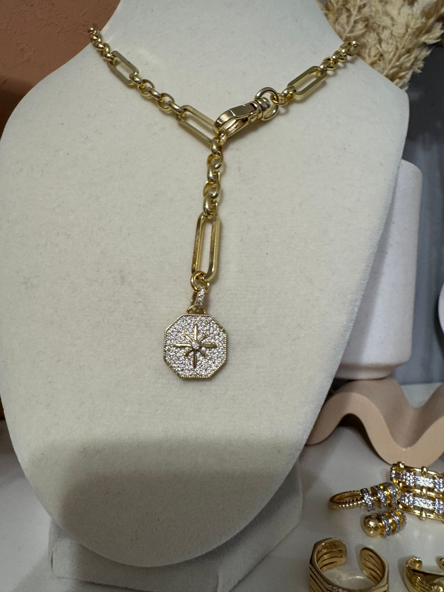 Estrella necklace
