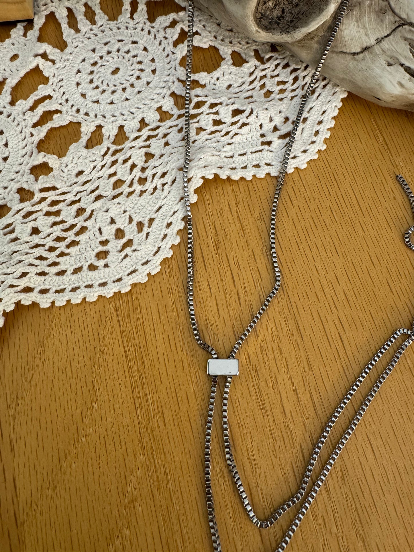 Dolly necklace