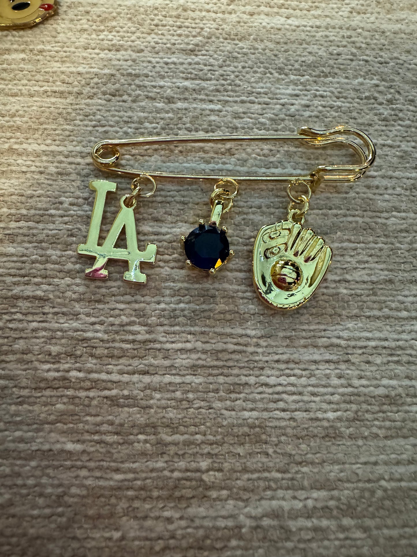 LA shoe charm