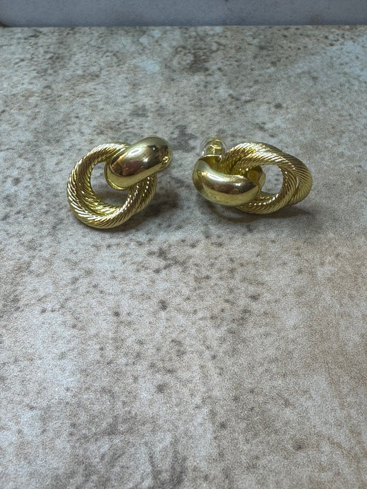 Golden girl mini earrings