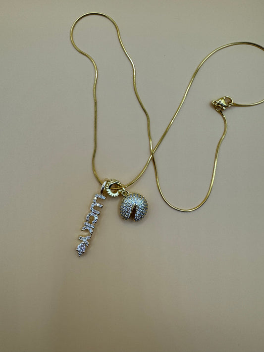 She’s so lucky necklace