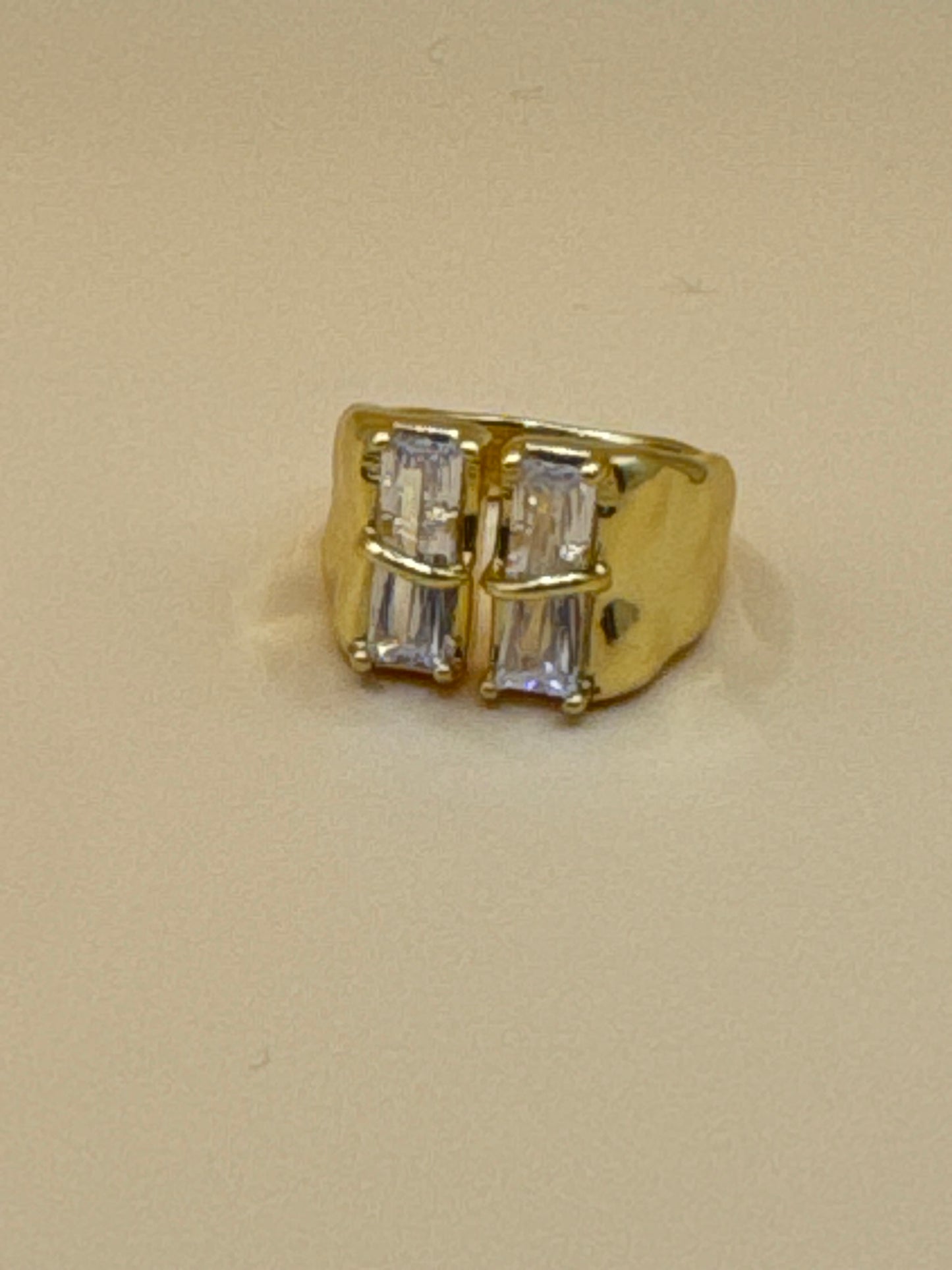 Think big ring