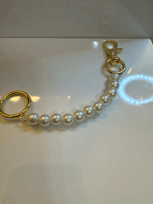 Pearly bag charm