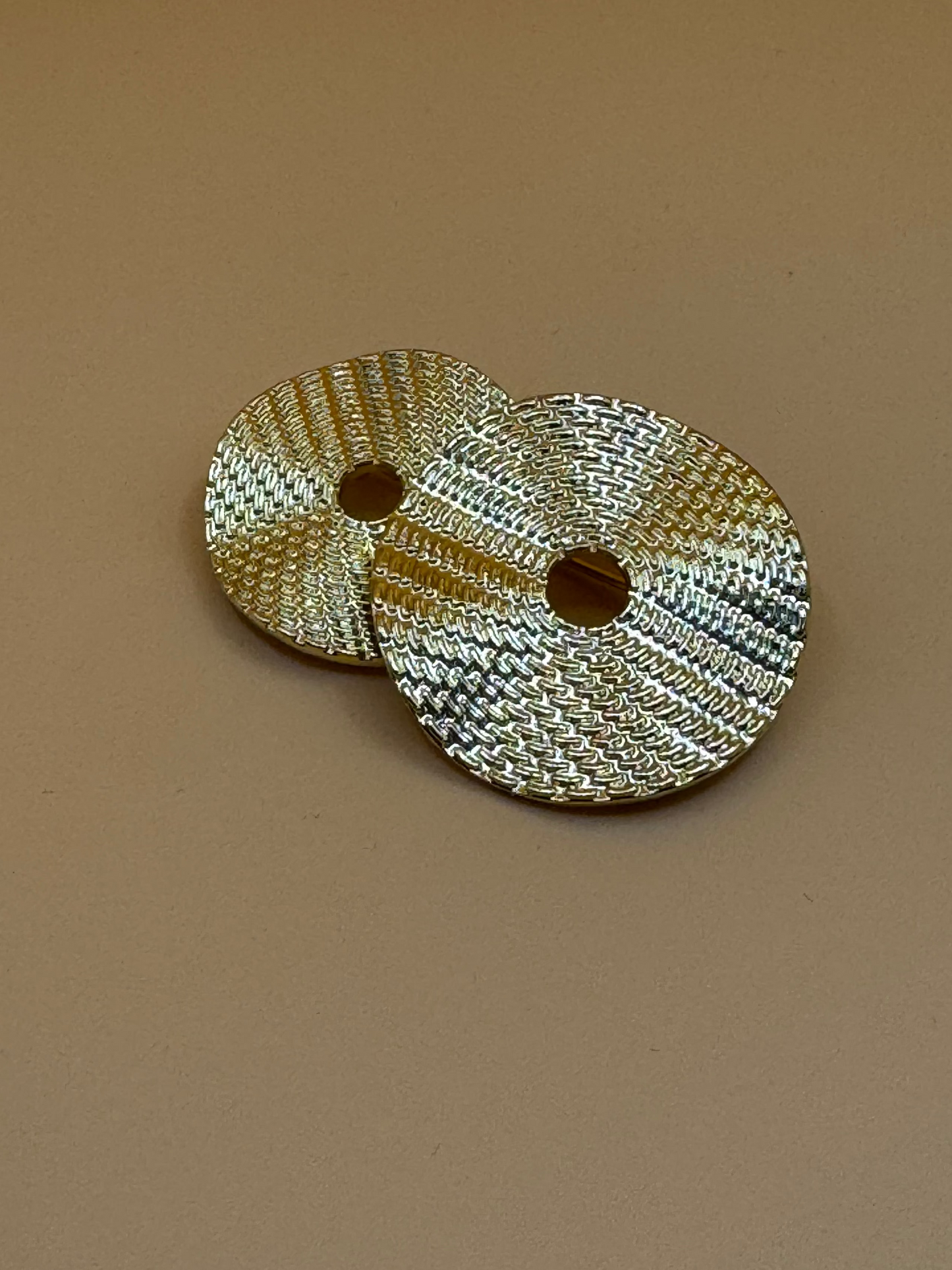 Disco brooch