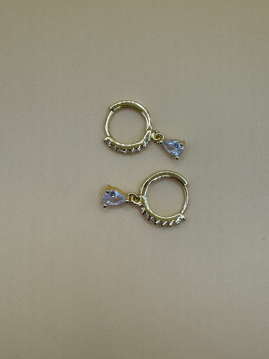 Mini tear drop earrings