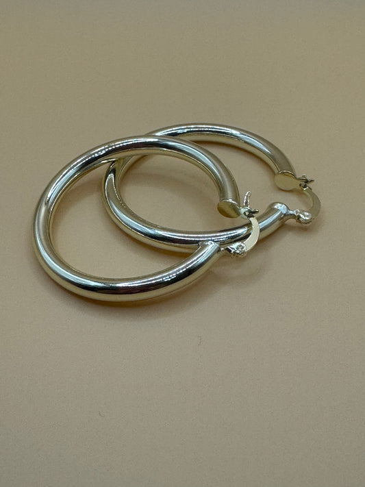 Clarity hoops